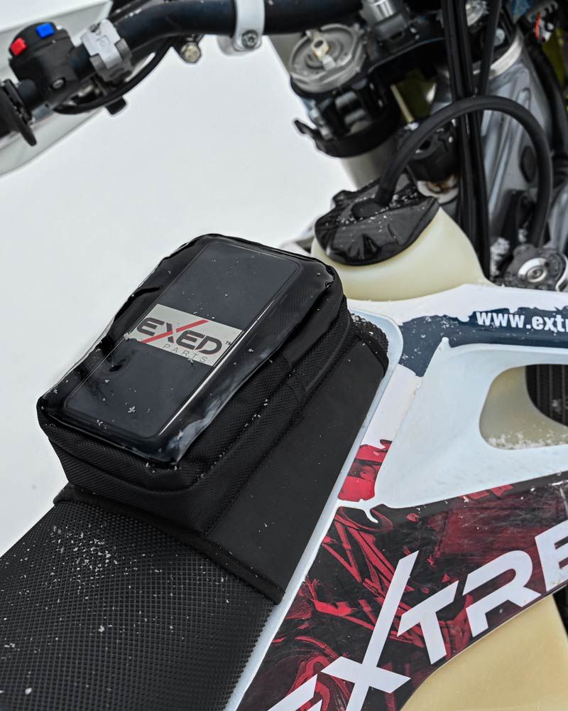 EXED Mobile phone bag