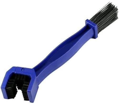 Chain cleaning grunge brush